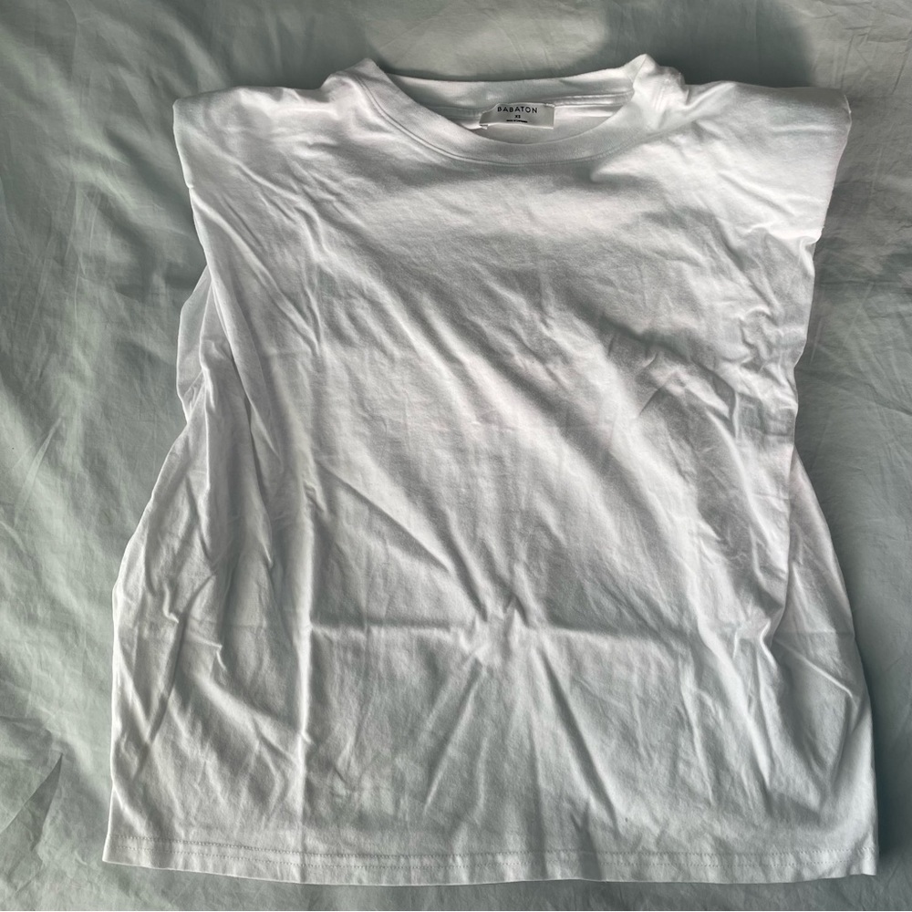 Aritzia Babaton shoulder pad top xs